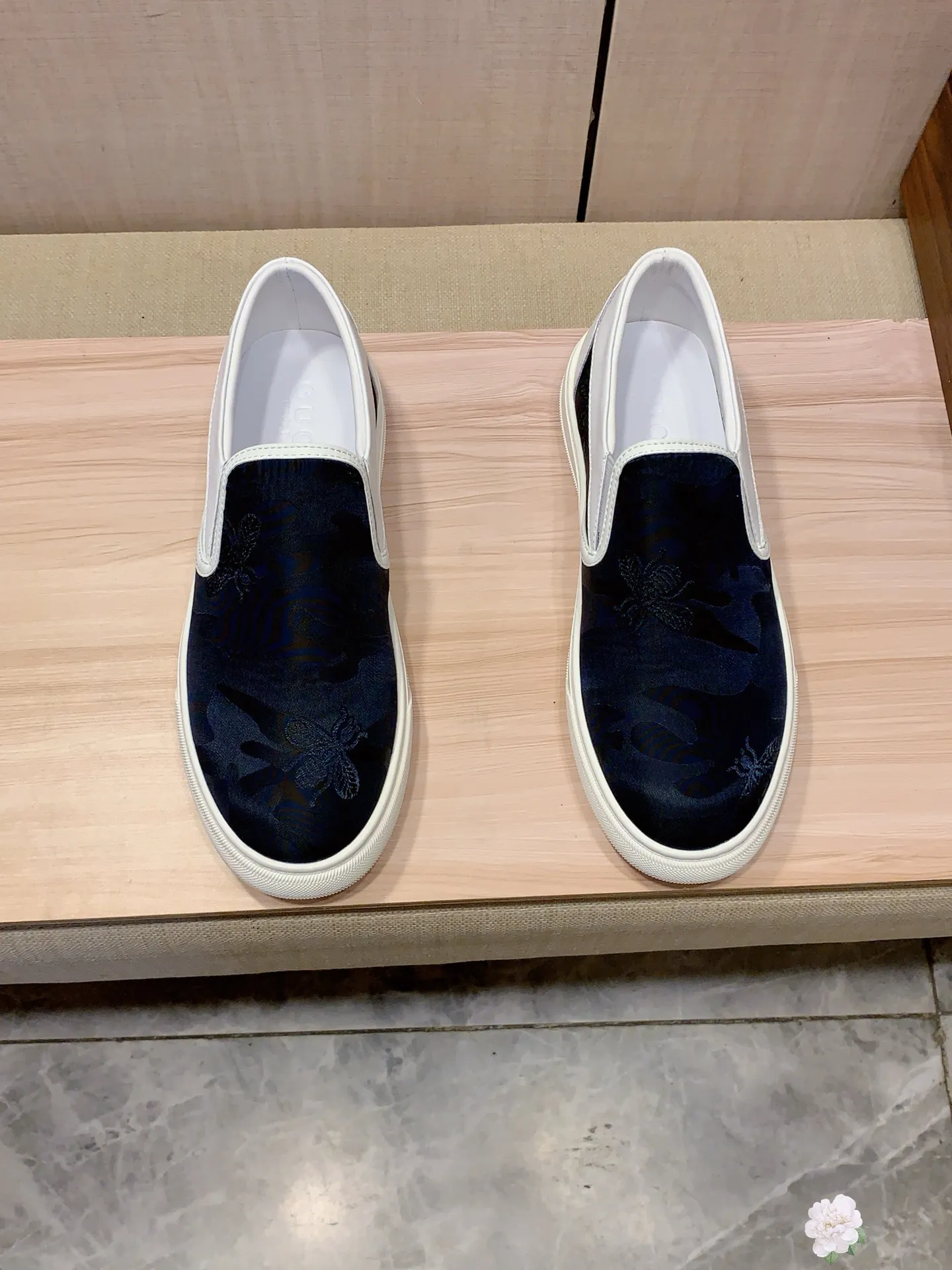 Men's men's shoes💰360💰💰🎩🎩[Lightning][Lightning] "Gucci*" The latest and most popular casual shoes, top brands [seduce] luxury~purchase, top~quality. [Strong] The upper is made of imported breathable cowhide with material ➕ breathable sheepskin lining (•) and fine workmanship. The original stylish and stylish soft rubber wear-resistant and non-slip outsole is light and comfortable on the feet. The real thing looks better when photographed in real life. No. 2661: Code: 38-44, 45 can be customized, 3️⃣ colors are available